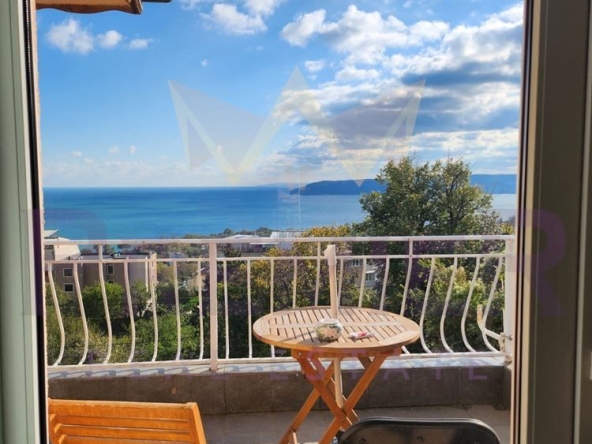 Двустаен апартамент в Варна, Бриз - 80 кв.м за 1875 €/кв.м - Снимка #1