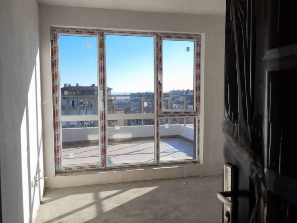 Тристаен апартамент в Бургас, Меден рудник - зона В - 98 кв.м за 822 €/кв.м - Снимка #1