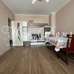 Дава се под наем Тристаен апартамент в Варна, Цветен квартал - 80 кв.м за 612 € - Снимка #1