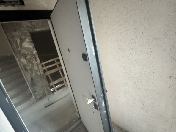 Тристаен апартамент в София, Овча купел - 93 кв.м за 1720 €/кв.м - Снимка #1