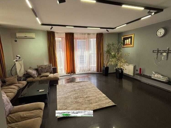 Многостаен апартамент в Пловдив, Кършияка - 153 кв.м за 2500 €/кв.м - Снимка #1