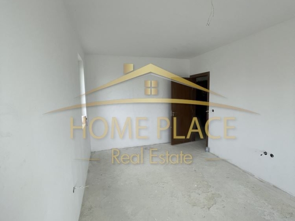 Двустаен апартамент в Каварна - 75 кв.м за 756 €/кв.м - Снимка #1