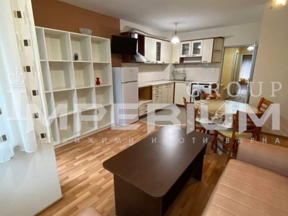 Дава се под наем Двустаен апартамент в Варна, Лятно кино Тракия - 55 кв.м за 433.5 € - Снимка #1