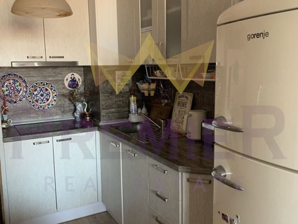 Дава се под наем Двустаен апартамент в Варна, Бриз - 52 кв.м за 700 € - Снимка #1