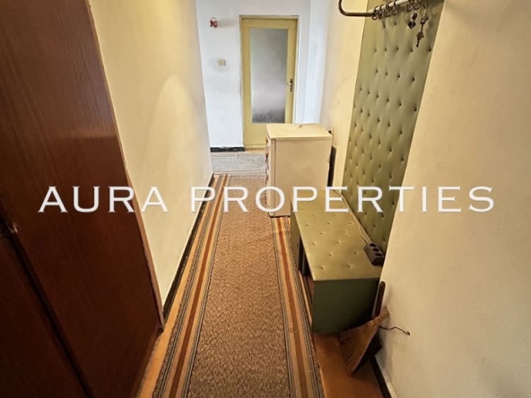 Тристаен апартамент в Разград, Център - 79 кв.м за 1130 €/кв.м - Снимка #1
