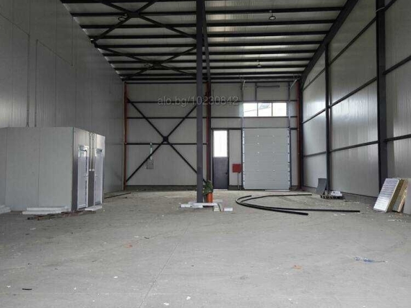 Дава се под наем Склад в Пловдив, Център - 290 кв.м за 1740 € - Снимка #1