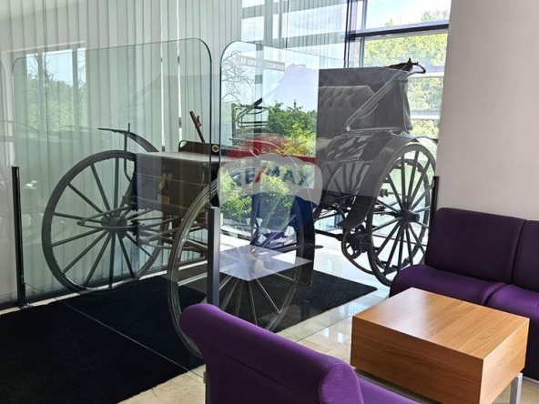 Дава се под наем Офис в Варна, Младост 1 - 100 кв.м за 800 € - Снимка #1