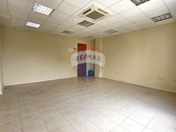 Дава се под наем Офис в Варна, Младост 1 - 50 кв.м за 400 € - Снимка #1