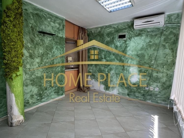 Дава се под наем Офис в Варна, Зимно кино Тракия - 43 кв.м за 255 € - Снимка #1