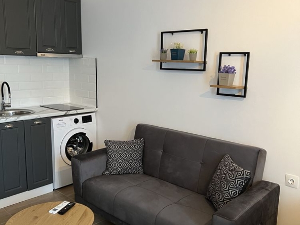 Дава се под наем Едностаен апартамент в Свети Влас - 30 кв.м за 2295 € - Снимка #1