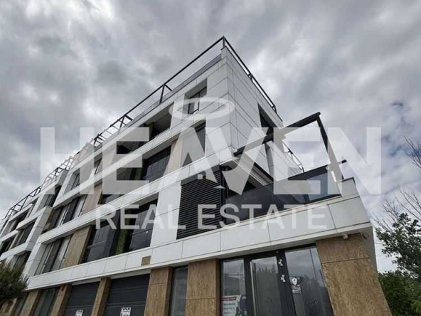 Тристаен апартамент в Пловдив, Център - 93 кв.м за 1377 €/кв.м - Снимка #1