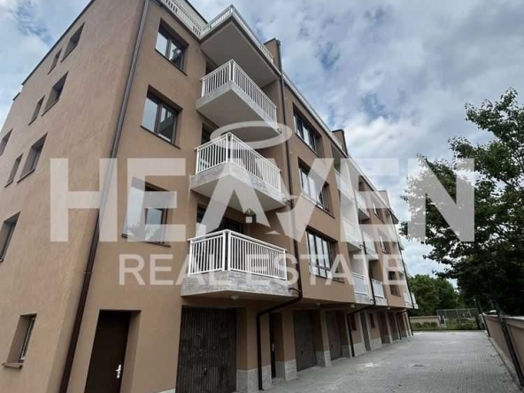 Тристаен апартамент в Пловдив, Център - 127 кв.м за 1182 €/кв.м - Снимка #1