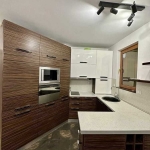 Дава се под наем Четиристаен апартамент в София, Витоша - 120 кв.м за 1100 € - Снимка #1