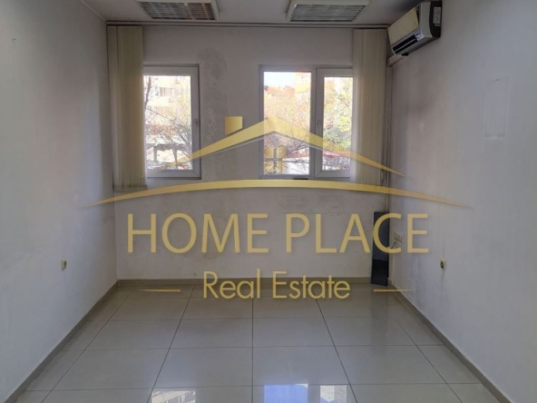 Дава се под наем Офис в Варна, Зимно кино Тракия - 78 кв.м за 549.27 € - Снимка #1