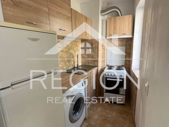 Дава се под наем Двустаен апартамент в Варна, Колхозен пазар - 67 кв.м за 408 € - Снимка #1