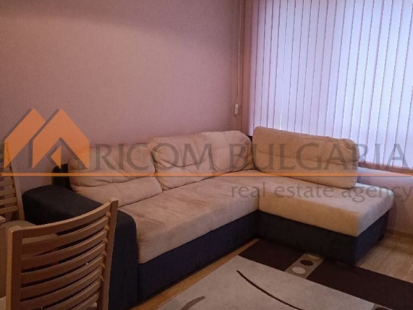 Двустаен апартамент в Варна, Център - 59 кв.м за 2967 €/кв.м - Снимка #1