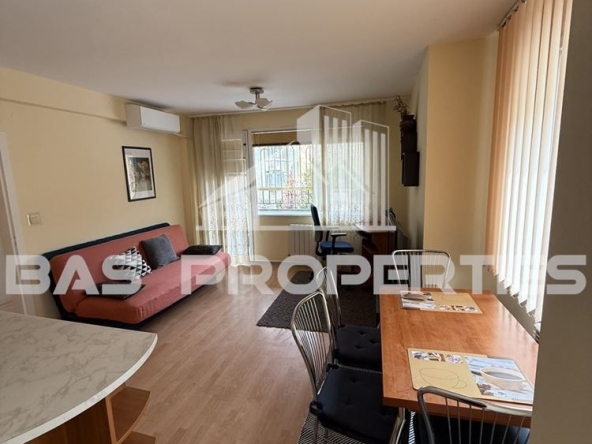 Дава се под наем Двустаен апартамент в София, Център - 60 кв.м за 700 € - Снимка #1