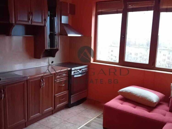 Тристаен апартамент в Пловдив, Изгрев - 58 кв.м за 826 €/кв.м - Снимка #1