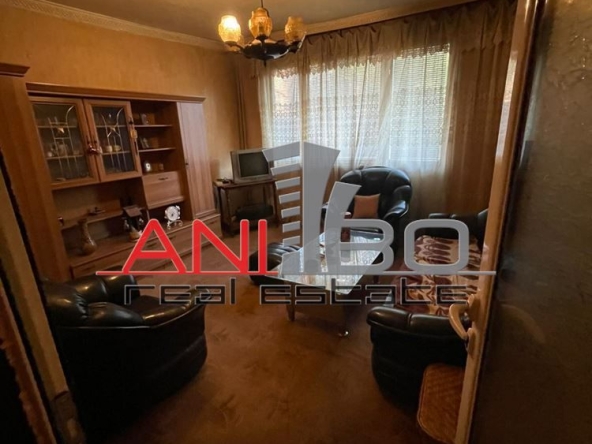Двустаен апартамент в Перник, Център - 60 кв.м за 1667 €/кв.м - Снимка #1