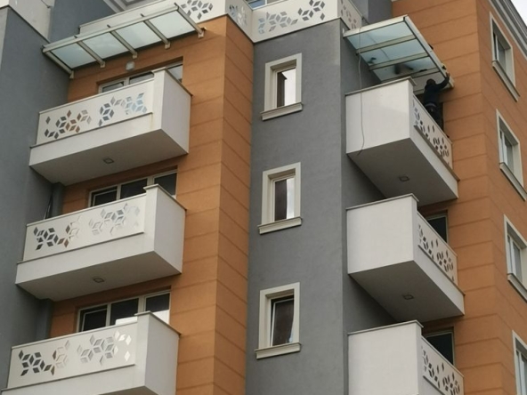 Дава се под наем Тристаен апартамент в София, Левски - 94 кв.м за 663 € - Снимка #1