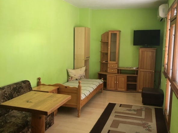 Дава се под наем Двустаен апартамент в Варна, Колхозен пазар - 60 кв.м за 275.4 € - Снимка #1