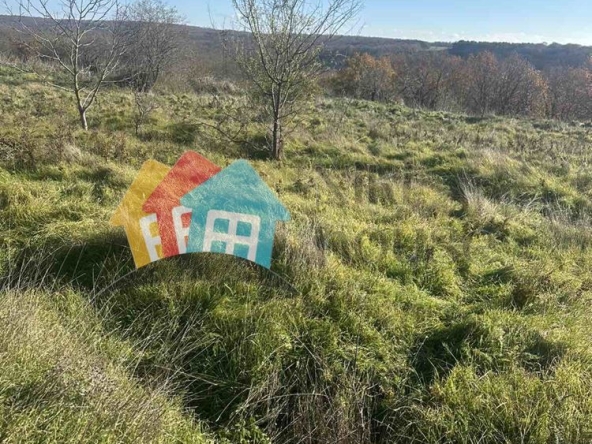 Парцел в Варна, м-т Боровец - юг - 400 кв.м за 158 €/кв.м - Снимка #1