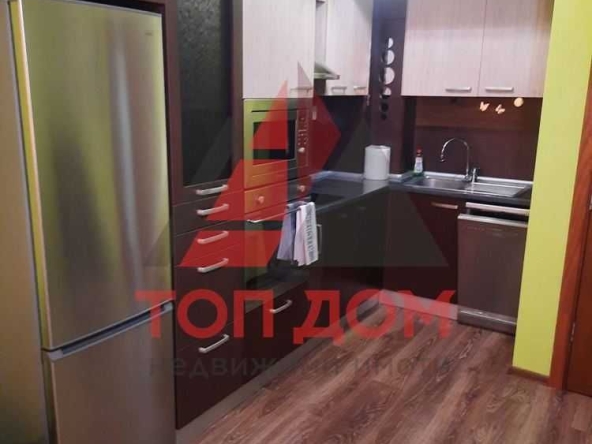 Дава се под наем Двустаен апартамент в Варна, Цветен квартал - 80 кв.м за 612 € - Снимка #1