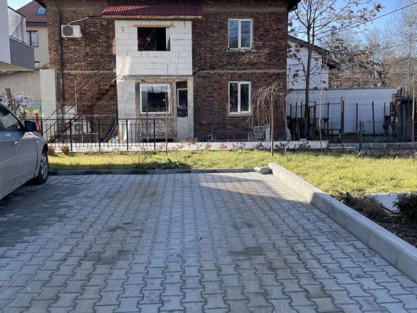 Дава се под наем Гараж / Паркомясто в София, Хаджи Димитър - 17 кв.м за 76.5 € - Снимка #1