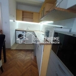 Дава се под наем Тристаен апартамент в Търговище, Център - 67 кв.м за 229.5 € - Снимка #1