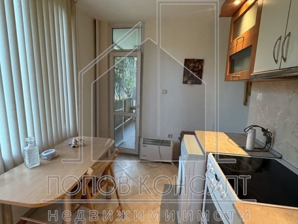 Двустаен апартамент в Пловдив, Кючук Париж - 64 кв.м за 1594 €/кв.м - Снимка #1