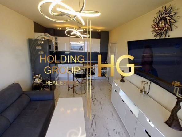 Двустаен апартамент в Варна, Гранд Мол Варна - 64 кв.м за 2704 €/кв.м - Снимка #1