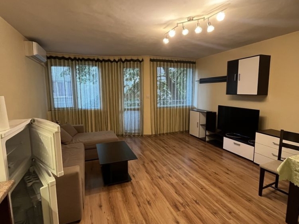 Дава се под наем Двустаен апартамент в с. Езерово, Област Варна - 70 кв.м за 459 € - Снимка #1