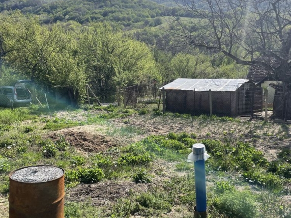 Къща в Габрово, Дядо Дянко - 500 кв.м за 13 €/кв.м - Снимка #1