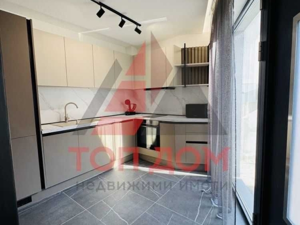 Дава се под наем Двустаен апартамент в Варна, Колхозен пазар - 60 кв.м за 765 € - Снимка #1