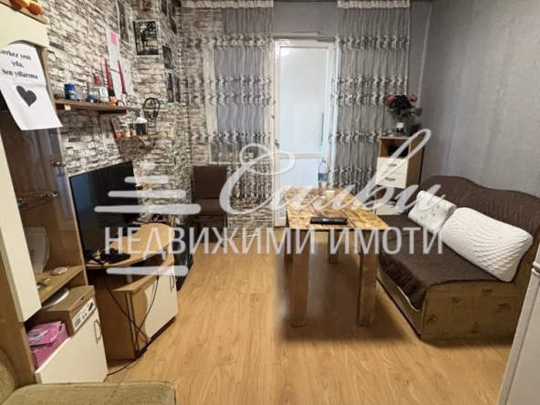 Дава се под наем Едностаен апартамент в Шумен, Боян Българанов 1 - 50 кв.м за 204 € - Снимка #1