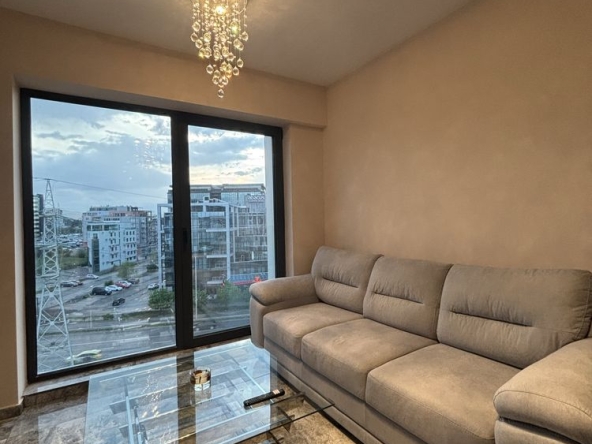 Дава се под наем Двустаен апартамент в София, 7-ми 11-ти километър - 60 кв.м за 800 € - Снимка #1