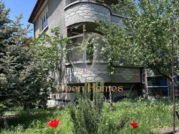 Къща в с. Караджово, Област Пловдив - 390 кв.м за 424 €/кв.м - Снимка #1