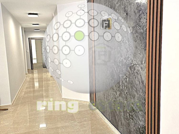 Тристаен апартамент в Пловдив, Старият град - 98 кв.м за 2021 €/кв.м - Снимка #1