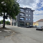 Дава се под наем Магазин в Айтос - 140 кв.м за 510 € - Снимка #1