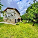 Къща в Костинброд - 1 кв.м за 90000 €/кв.м - Снимка #1