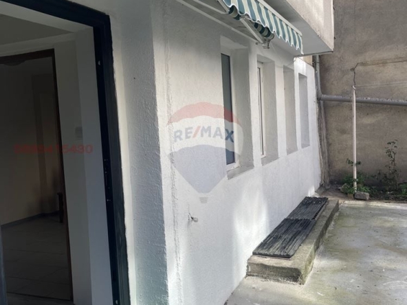 Двустаен апартамент в Варна, Колхозен пазар - 35 кв.м за 1758 €/кв.м - Снимка #1