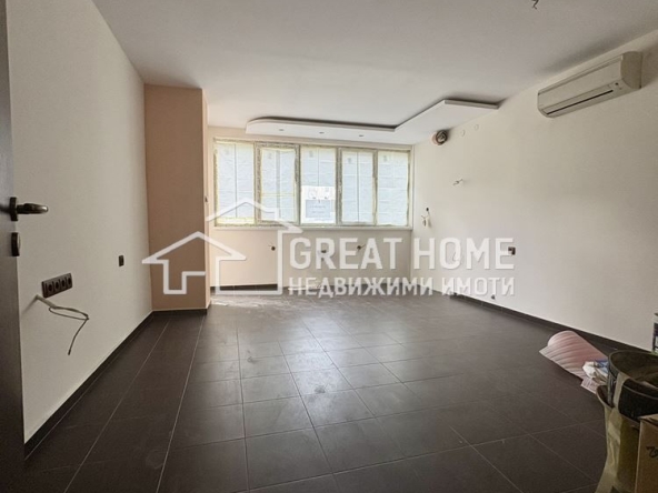 Тристаен апартамент в Търговище, Център - 83 кв.м за 1578 €/кв.м - Снимка #1