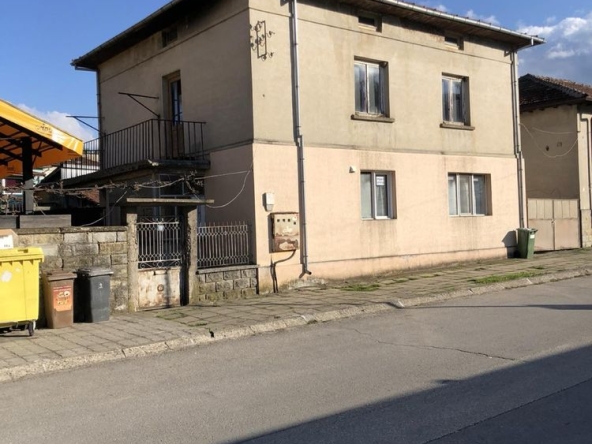 Етаж от къща в Плачковци - 85 кв.м за 389 €/кв.м - Снимка #1