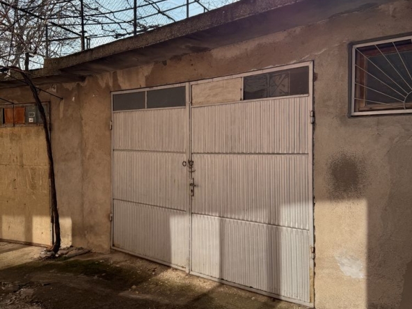 Гараж / Паркомясто в Горна Оряховица - 27 кв.м за 378 €/кв.м - Снимка #1