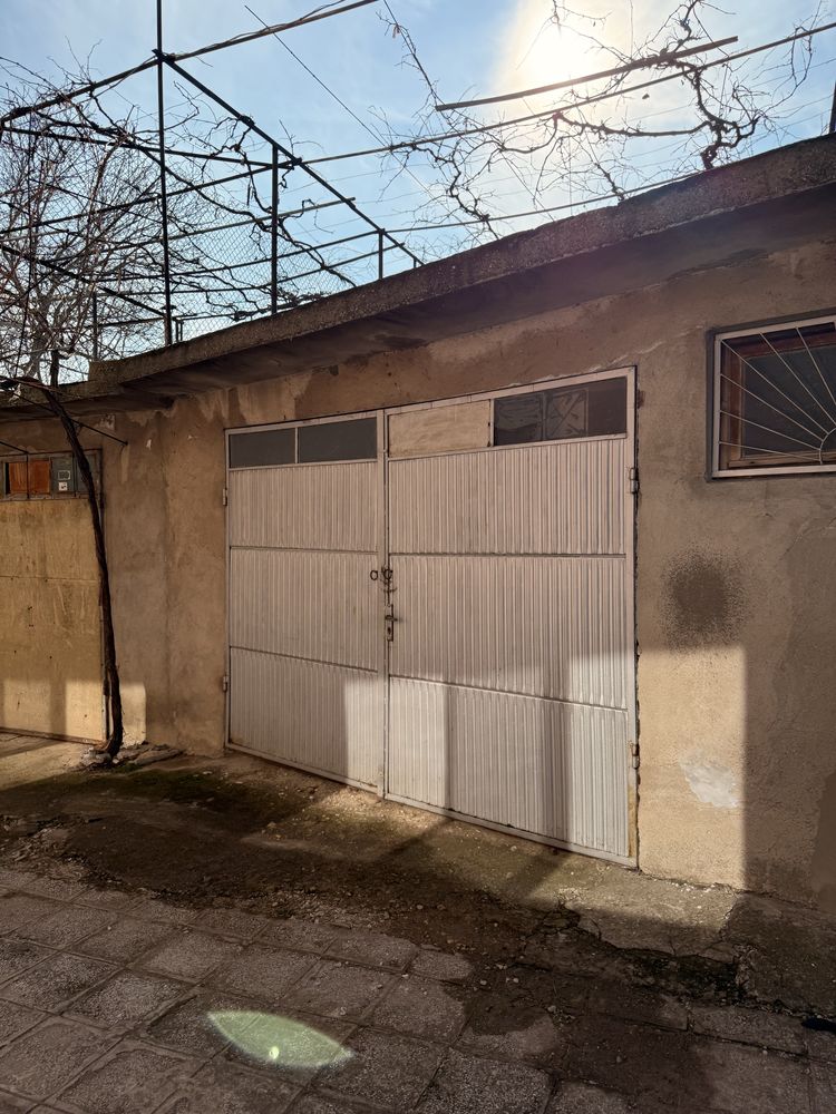 Гараж / Паркомясто в Горна Оряховица - 27 кв.м за 378 €/кв.м - Снимка #1