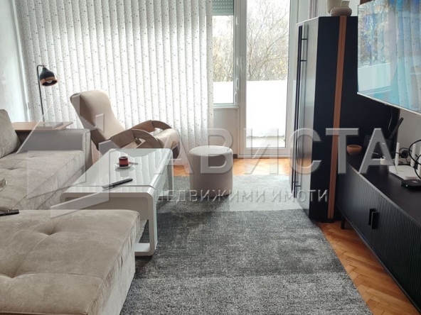 Тристаен апартамент в София, Банишора - 80 кв.м за 2625 €/кв.м - Снимка #1