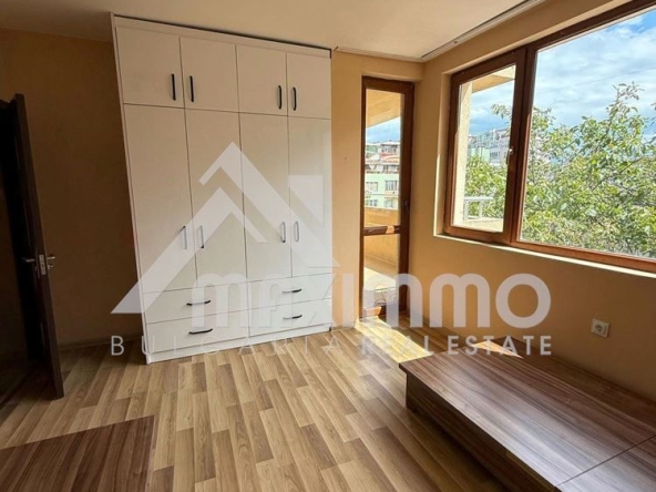 Тристаен апартамент в Варна, Левски - 80 кв.м за 2419 €/кв.м - Снимка #1