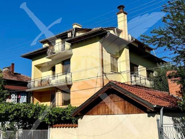 Къща в Етрополе - 285 кв.м за 1141 €/кв.м - Снимка #1