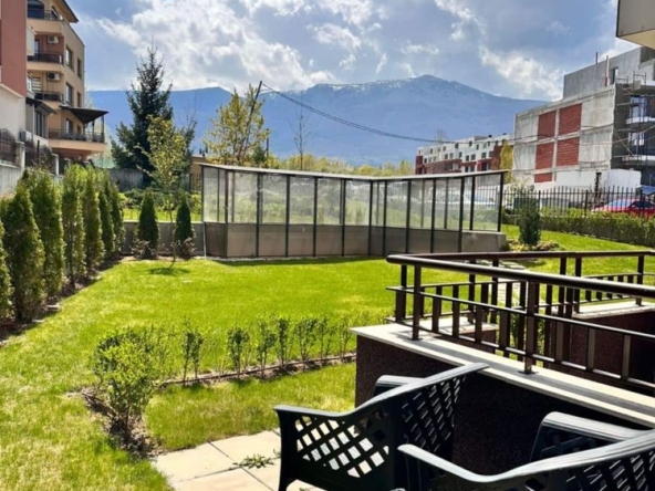 Дава се под наем Двустаен апартамент в София, Витоша - 72 кв.м за 600 € - Снимка #1