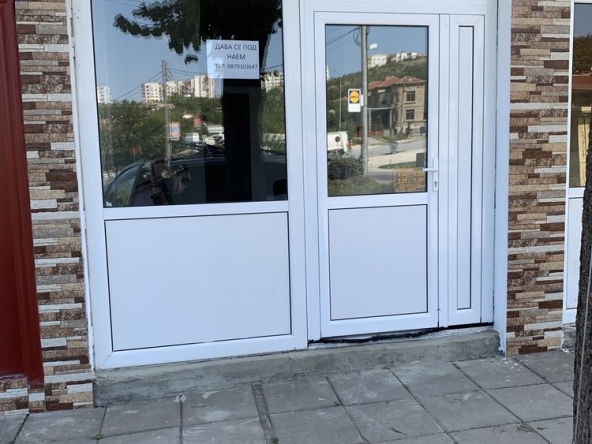 Дава се под наем Магазин в Шумен, Болницата - 20 кв.м за 255 € - Снимка #1
